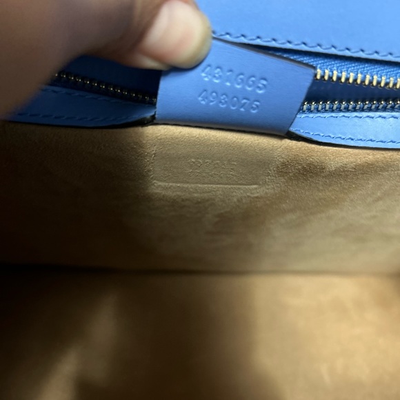 Gucci Sylvie Top Handle - Picture 5 of 13